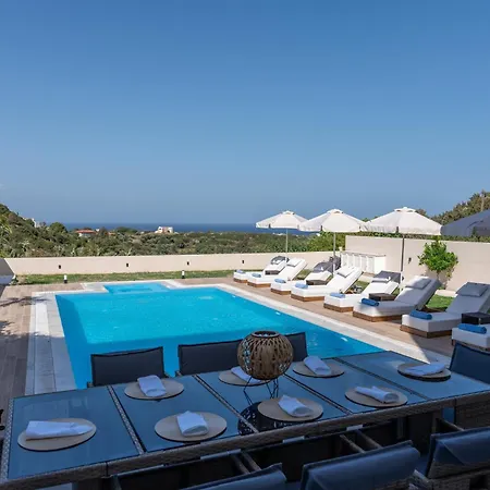 Hillside Horizon Sgourou