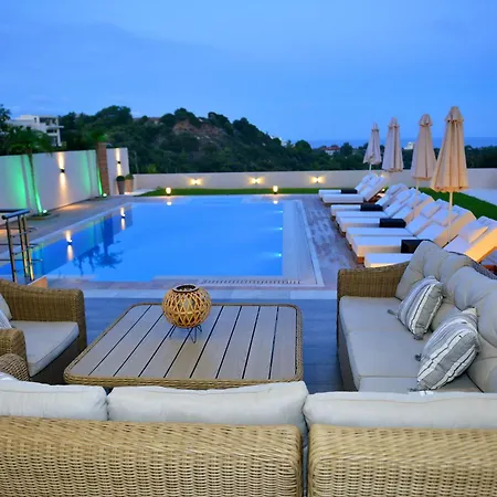 Hillside Horizon Villa