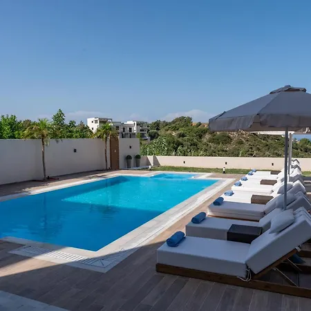 Hillside Horizon Sgourou