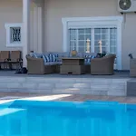 Hillside Horizon Villa Sgourou