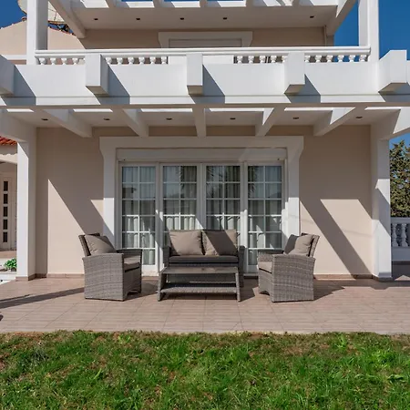 Hillside Horizon Villa *