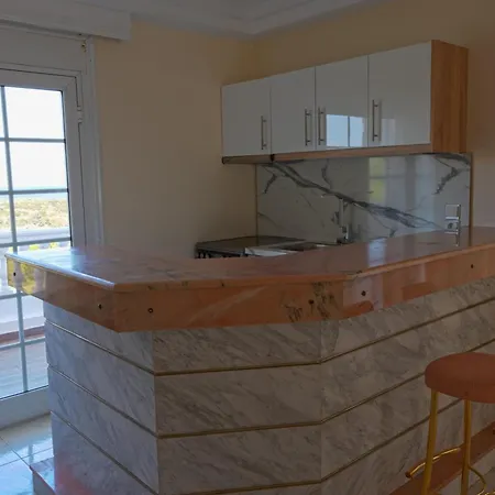 Hillside Horizon Willa *