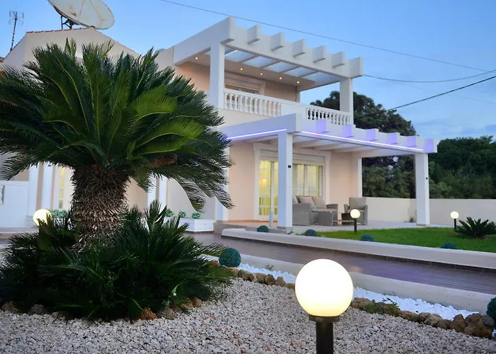 Vilă Hillside Horizon Sgourou