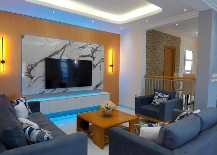 Hillside Horizon Villa